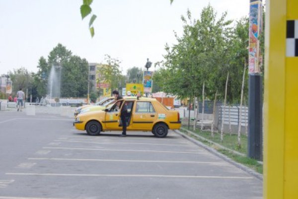 Un autoturism s-a răsturnat în parcarea City Park Mall